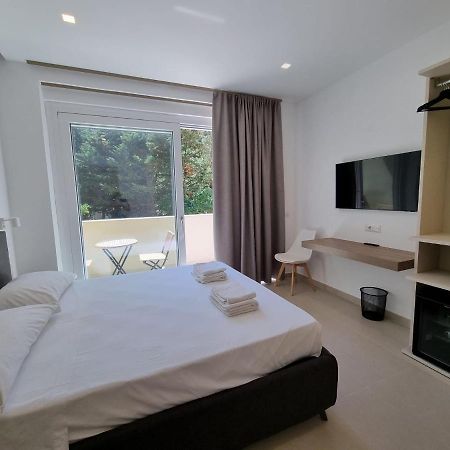Marea Retreat Rooms Marina di Camerota Exterior photo