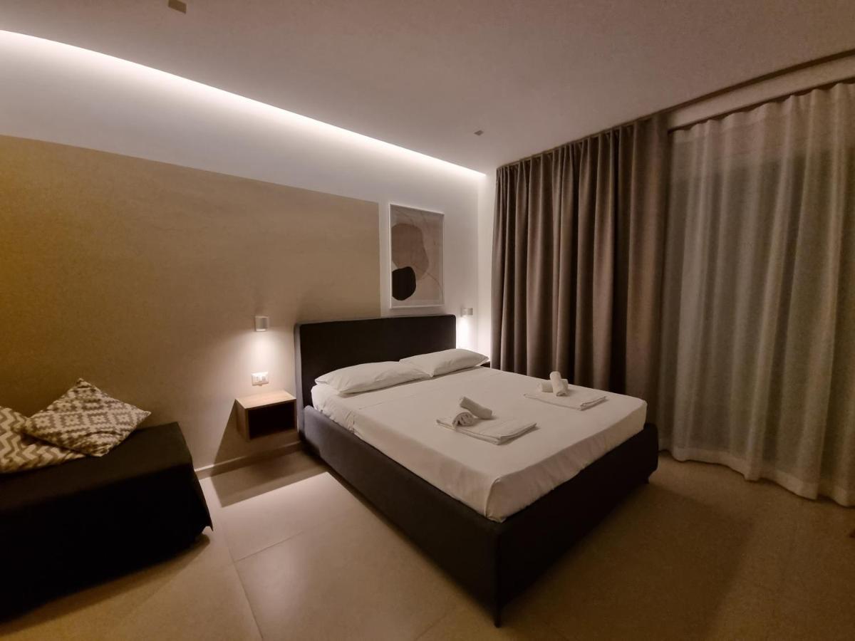 Marea Retreat Rooms Marina di Camerota Exterior photo